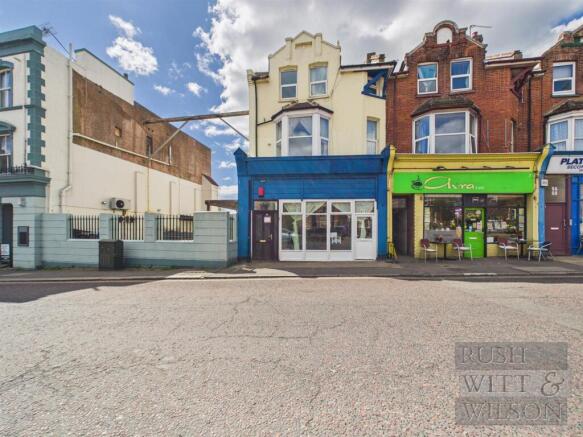 6 bed property, in London Road, £450,000