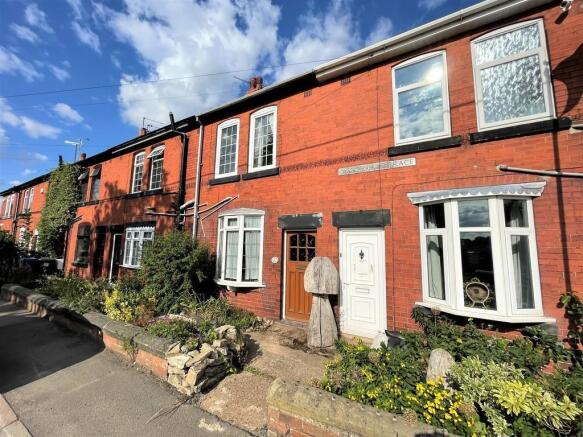 3 bed property, in Birkwood Terrace, £100,000