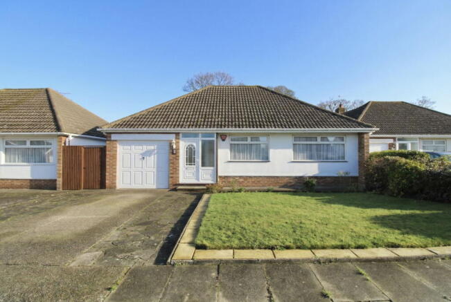 3 bed property, in St. Michaels Avenue, £375,000