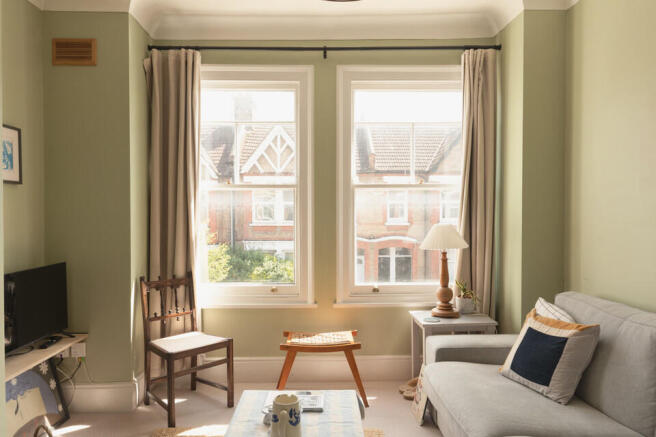 2 bed property, in Surrey Road, £599,950
