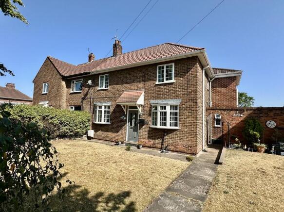 4 bed property, in Doncaster Road, £260,000