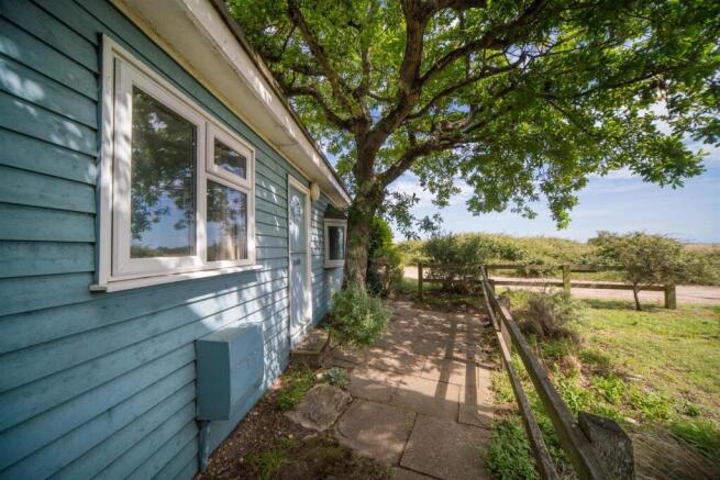 2 bed property, in The Duver, £250,000