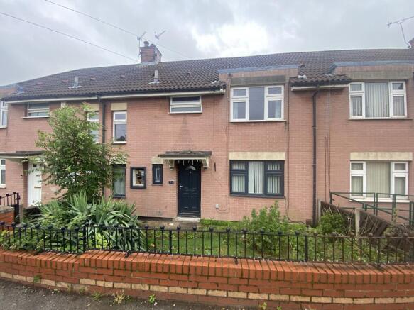 3 bed property, in 31 Daylands Avenue, £75,000
