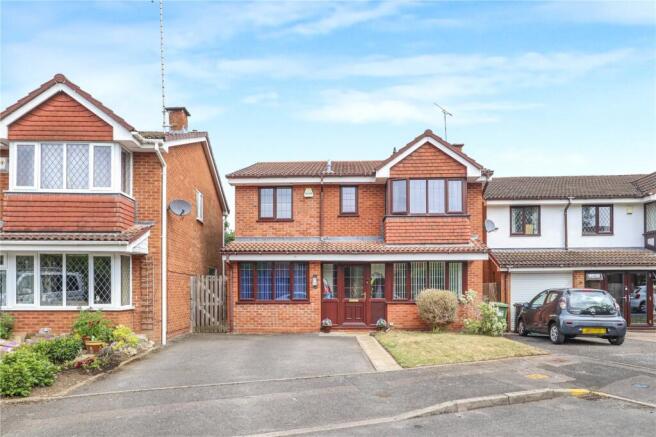 5 bed property, in Best Avenue, £575,000