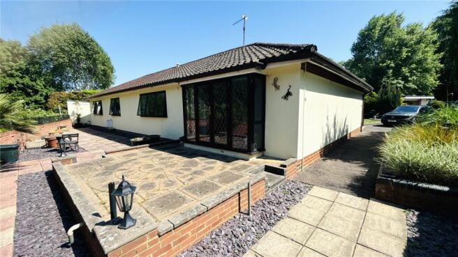 3 bed property, in Towpath, £850,000