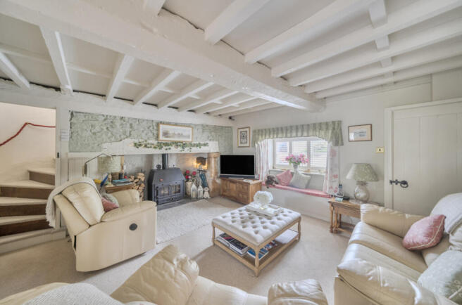 3 bed property, in Stoney Stratton, £675,000