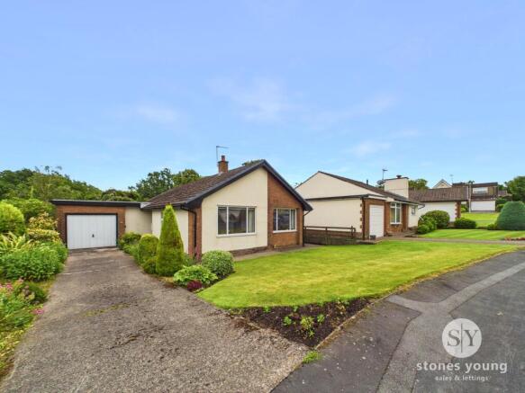 2 bed property, in The Hazels, £375,000