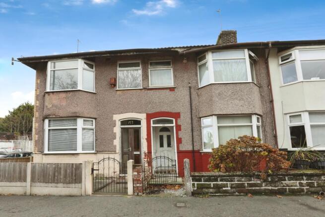 3 bed property, in Green Lane, £100,000