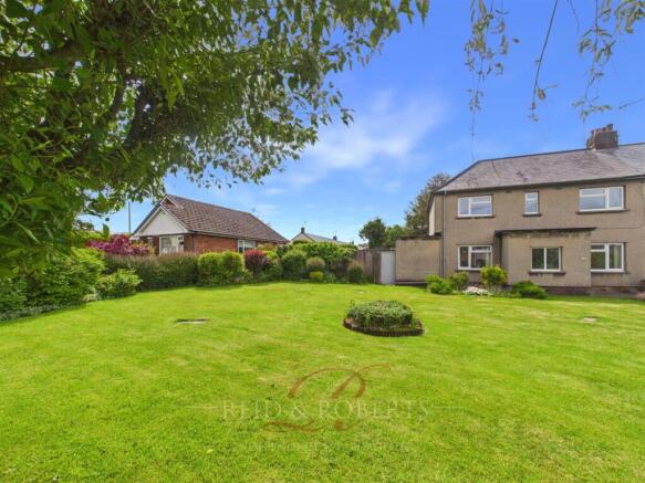 3 bed property, in Bryn Lane, £210,000