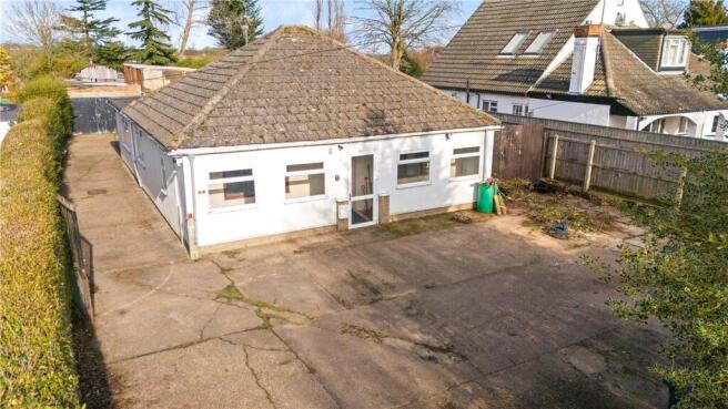 3 bed property, in Tetney Lane, £299,950