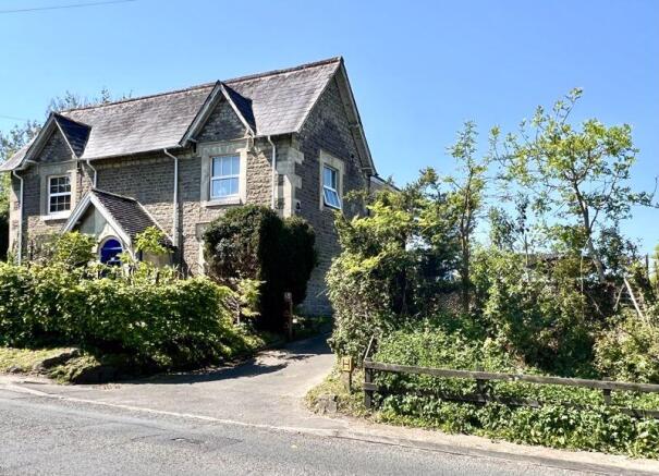 3 bed property, in Hilmarton, £395,000