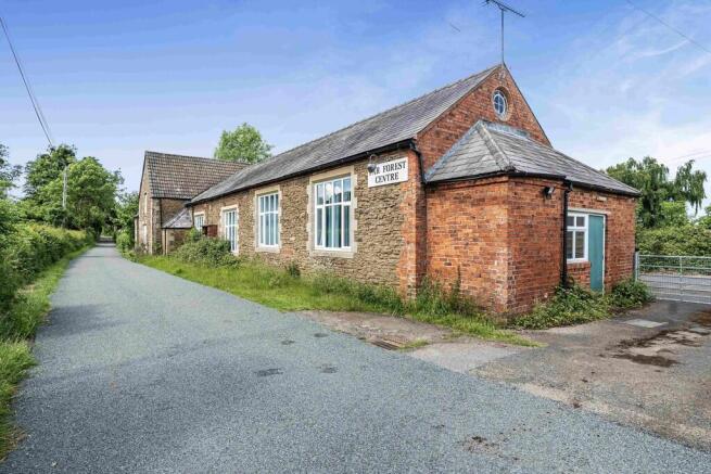 2 bed property, in Church Lane, £425,000