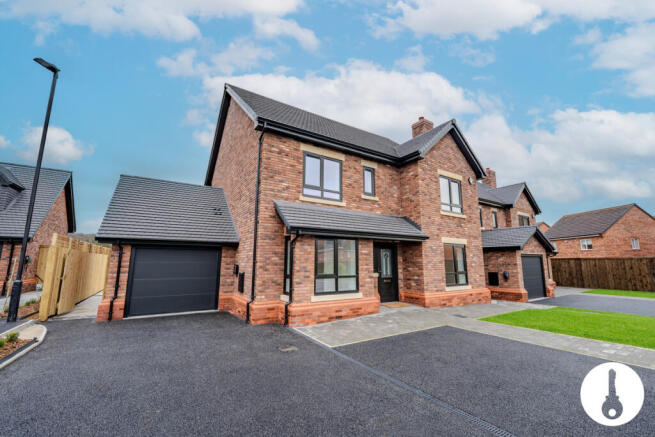 5 bed property, in Victoria Place, £715,000