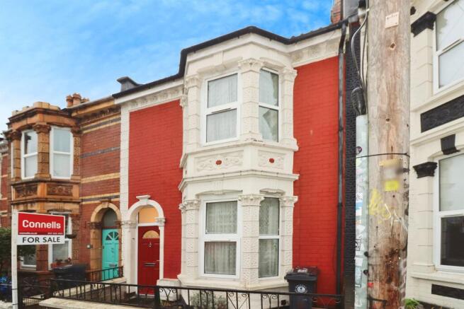 3 bed property, in Chelsea Road, £360,000