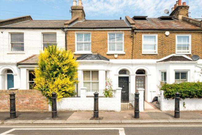 3 bed property, in Estcourt Road, £1,050,000