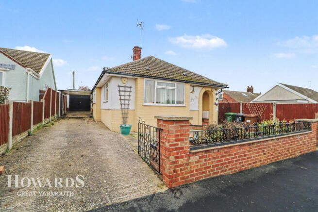 4 bed property, in Greenhill Avenue, £250,000