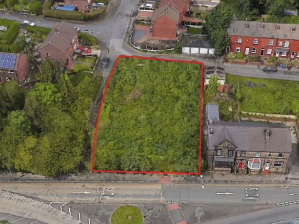 Studio, in Wakefield Road, £120,000