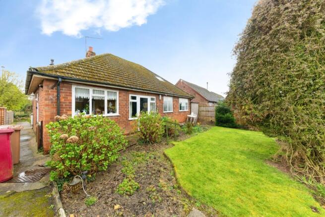3 bed property, in Ings Road, £245,000