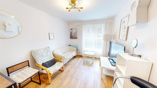 1 bed property, in Venice Court, £175,000