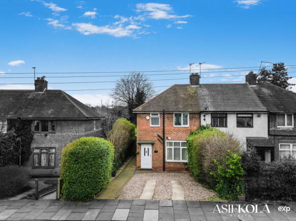 3 bed property, in Short Heath Road, £230,000