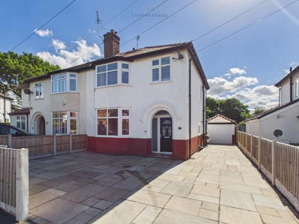 3 bed property, in Kingsmead, £420,000
