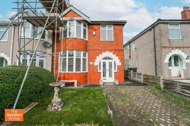 3 bed property, in Bellfield Road, £115,000
