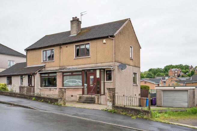 2 bed property, in Terregles Avenue, £250,000