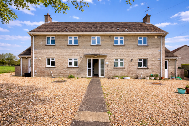 1 bed property, in Keinton Mandeville, £99,950
