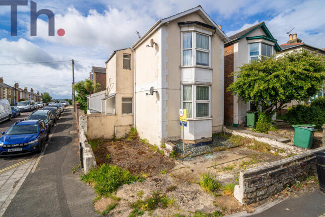 3 bed property, in Ryde PO33, £215,000