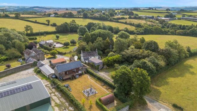 3 bed property, in Trerulefoot, £500,000
