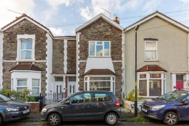 2 bed property, in Gloster Avenue | Eastville, £300,000