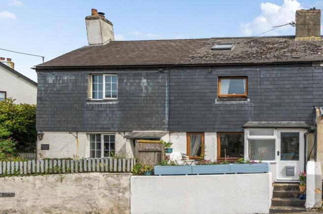 2 bed property, in Dartmouth Road, £260,000