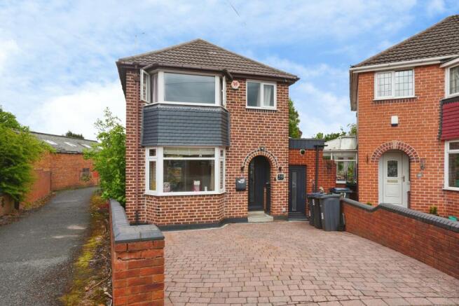 3 bed property, in Torre Avenue, £375,000
