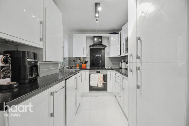 3 bed property, in Connaught Road, £230,000