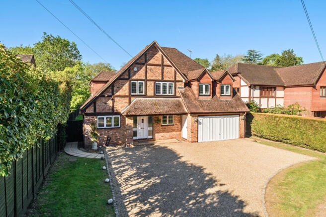 5 bed property, in Fulmer Drive, £1,850,000