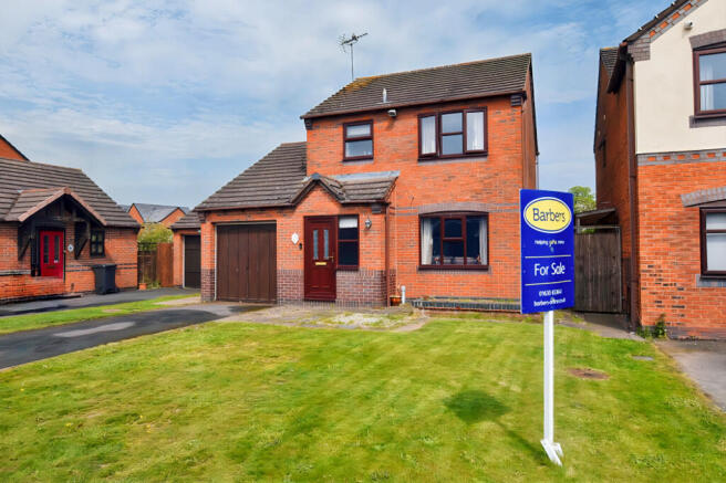 3 bed property, in Croft Way, £275,000