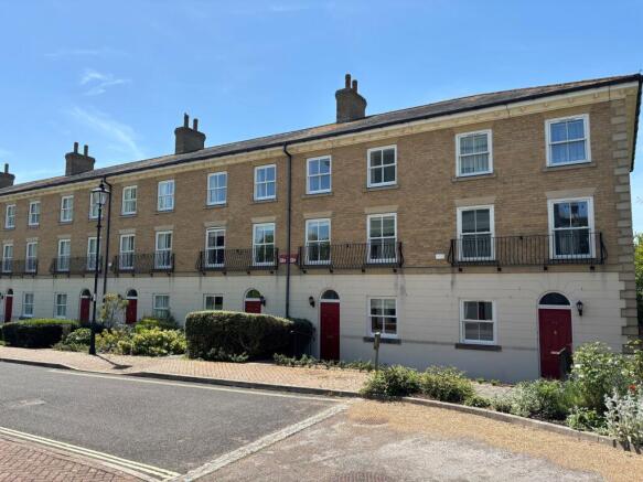 3 bed property, in King George Gardens, £650,000