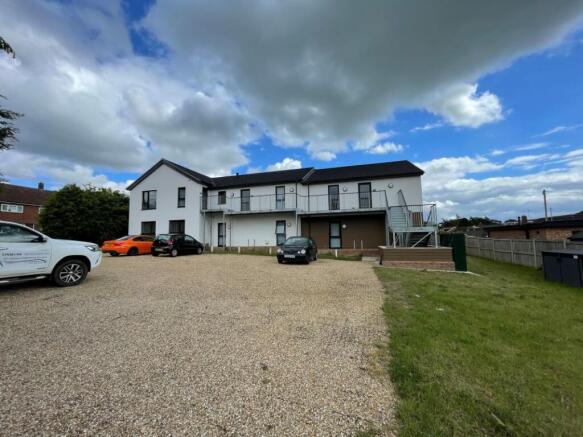 15 bed property, in 116 Sandy Lane, £595,000