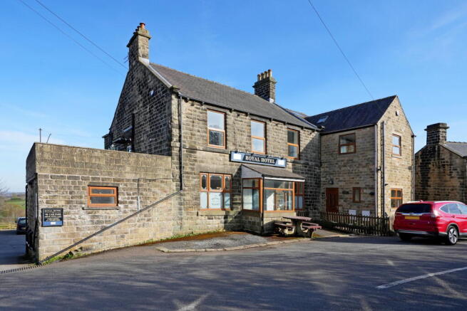 3 bed property, in Royal Hotel, £450,000