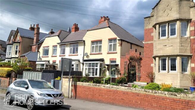 3 bed property, in Londesborough Road, £195,000