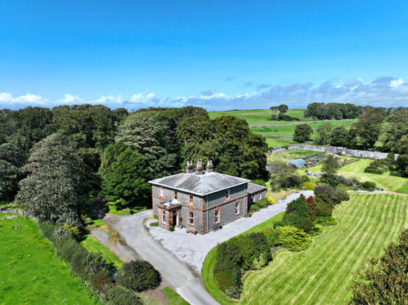 5 bed property, in Borgue House, £700,000