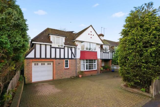 5 bed property, in Reigate Road, £950,000