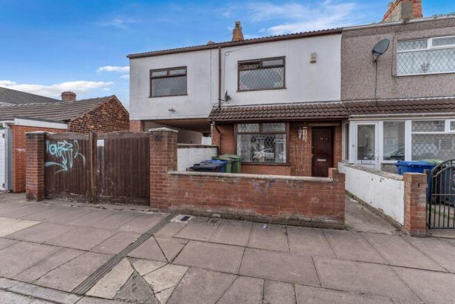 5 bed property, in Legsby Avenue, £120,000