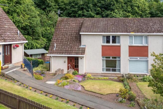 3 bed property, in 69 Hawthorn Bank, £160,000