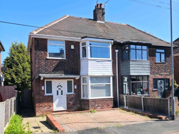 3 bed property, in Enderby Road, £210,000