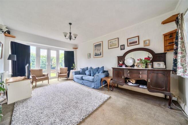 4 bed property, in Little Withey Mead, £800,000