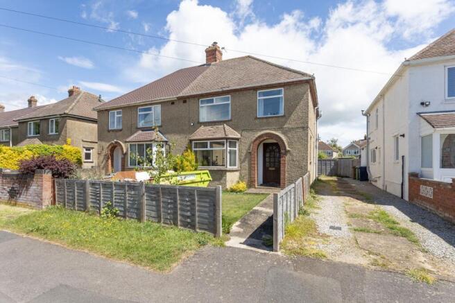 3 bed property, in Lewell Avenue, £485,000