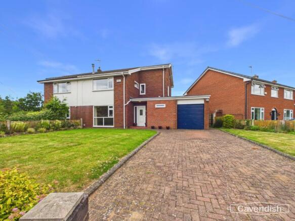 3 bed property, in Darlington Crescent, £325,000