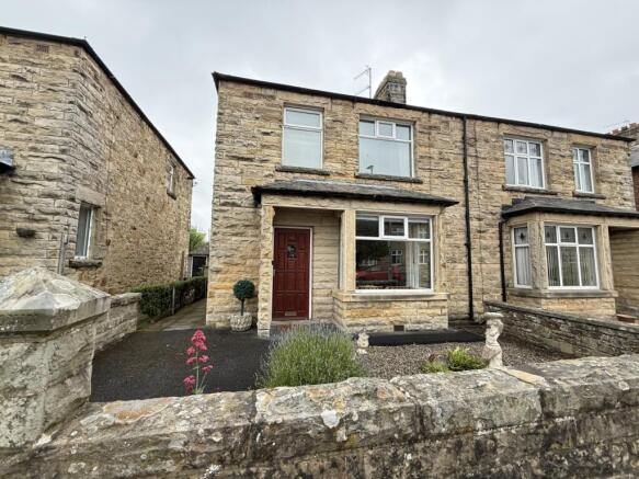 3 bed property, in Cecil Road, £249,500