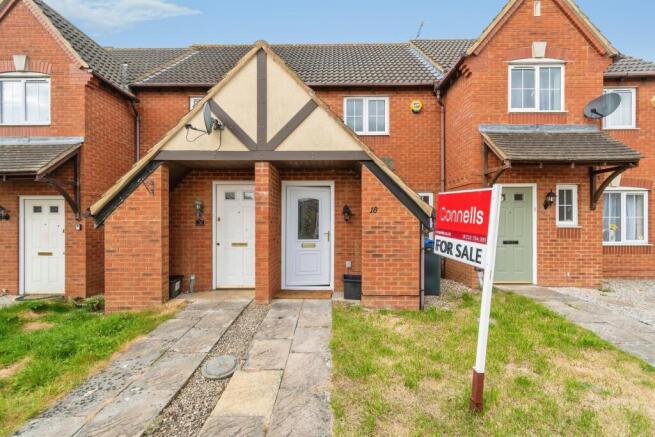 2 bed property, in Moyle Park, £220,000